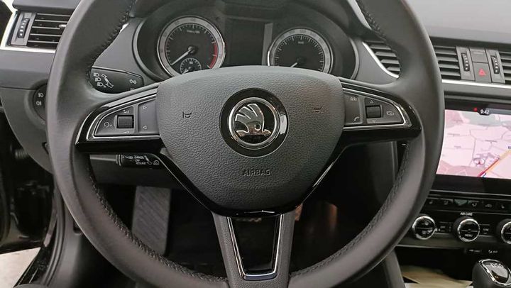 Photo 26 VIN: TMBJP7NE3J0185210 - SKODA OCTAVIA 