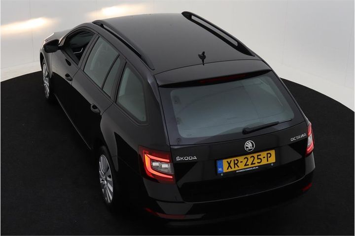 Photo 4 VIN: TMBJP7NE3K0070690 - SKODA OCTAVIA 