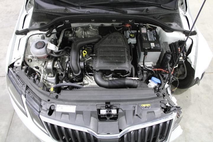 Photo 12 VIN: TMBJP7NE4J0284778 - SKODA OCTAVIA 