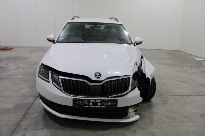 Photo 6 VIN: TMBJP7NE4J0284778 - SKODA OCTAVIA 