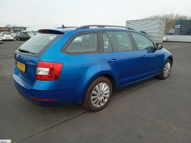 Photo 12 VIN: TMBJP7NE4J0308867 - SKODA OCTAVIA 