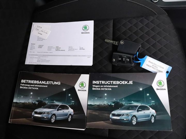 Photo 16 VIN: TMBJP7NE5J0056918 - SKODA OCTAVIA 