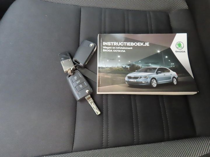 Photo 9 VIN: TMBJP7NE6K0167690 - SKODA OCTAVIA 