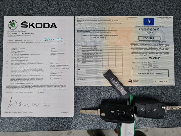 Photo 4 VIN: TMBJP7NE7J0270390 - SKODA OCTAVIA 