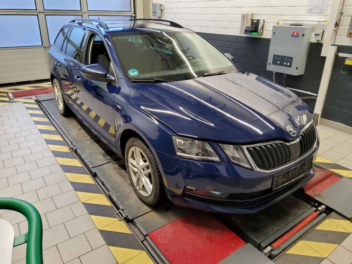 Photo 10 VIN: TMBJP7NE8J0141347 - SKODA OCTAVIA 