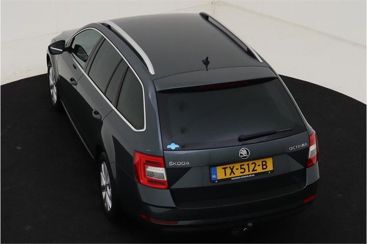 Photo 4 VIN: TMBJP7NE9J0325504 - SKODA OCTAVIA 