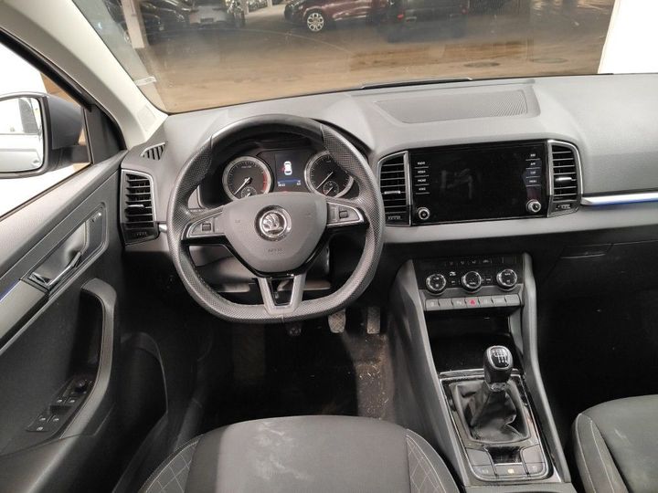 Photo 8 VIN: TMBJP7NU0L2009102 - SKODA KAROQ 