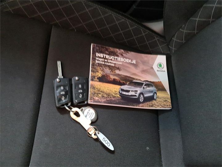 Photo 9 VIN: TMBJP7NU8J2025769 - SKODA KAROQ 