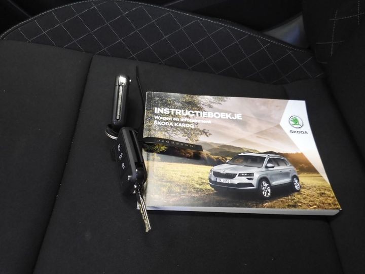 Photo 16 VIN: TMBJP7NU8J2033550 - SKODA KAROQ 