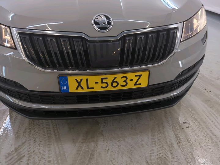 Photo 4 VIN: TMBJP7NUXK2031543 - SKODA KAROQ 