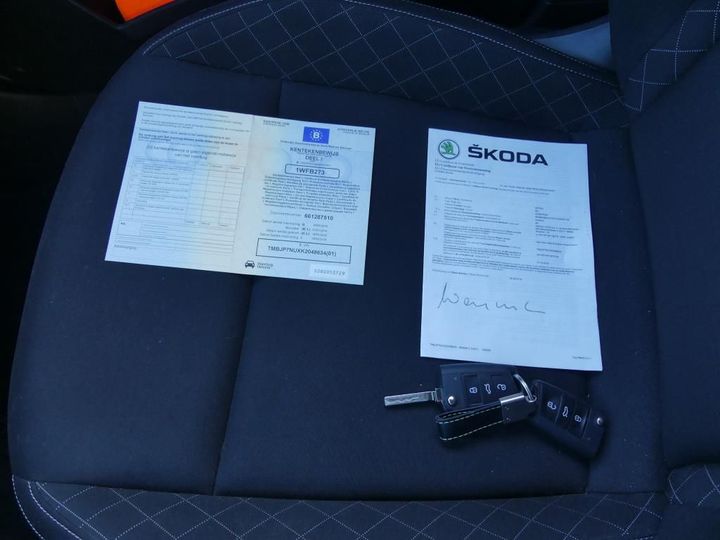 Photo 24 VIN: TMBJP7NUXK2048634 - SKODA KAROQ 