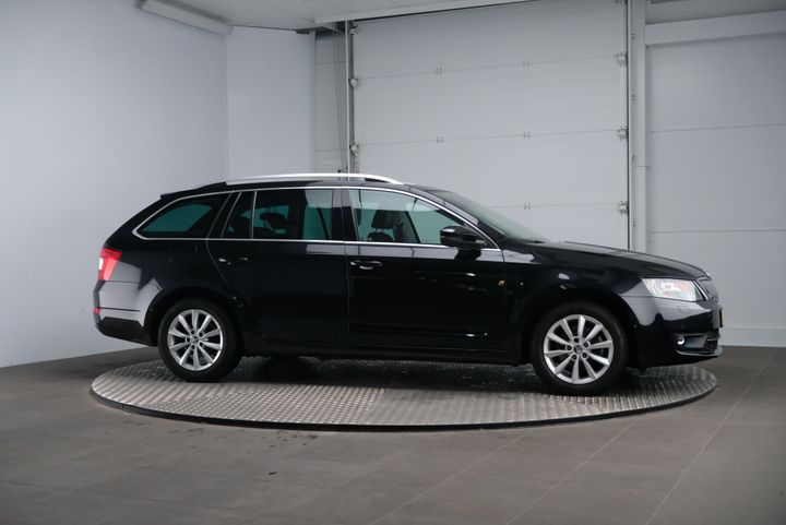 Photo 5 VIN: TMBJP9NE0H0113242 - SKODA OCTAVIA 