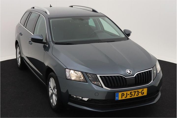 Photo 2 VIN: TMBJP9NE0J0024678 - SKODA OCTAVIA 