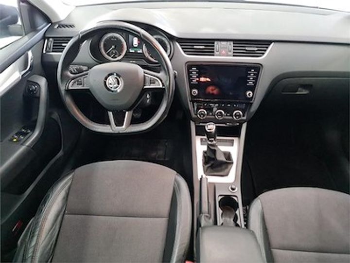 Photo 8 VIN: TMBJP9NE0J0083164 - SKODA OCTAVIA 