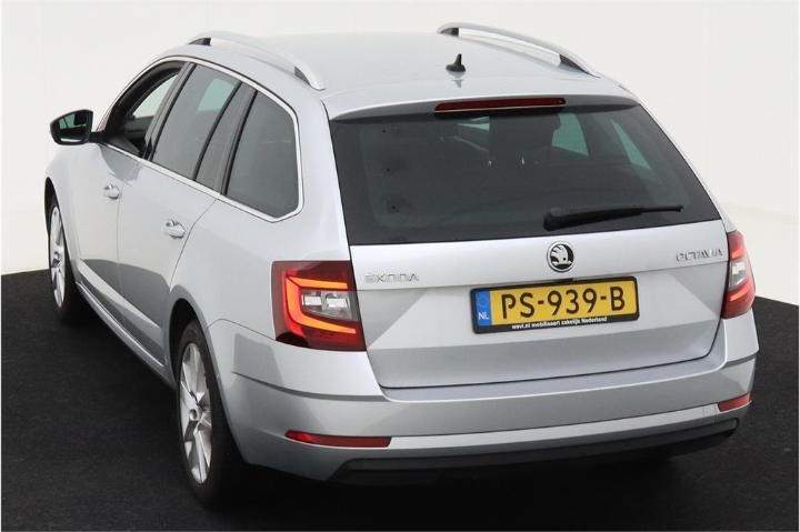 Photo 4 VIN: TMBJP9NE0J0137465 - SKODA OCTAVIA 