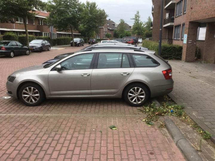 Photo 12 VIN: TMBJP9NE1J0119024 - SKODA OCTAVIA 