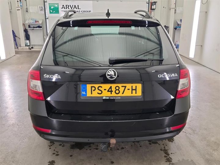 Photo 11 VIN: TMBJP9NE1J0136065 - SKODA OCTAVIA 