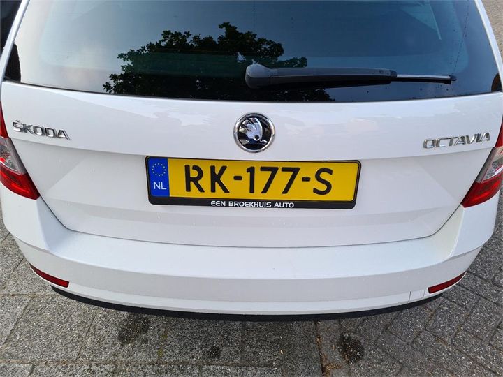 Photo 18 VIN: TMBJP9NE1J0225893 - SKODA OCTAVIA 