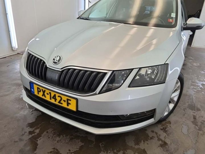 Photo 4 VIN: TMBJP9NE2J0153764 - SKODA OCTAVIA 