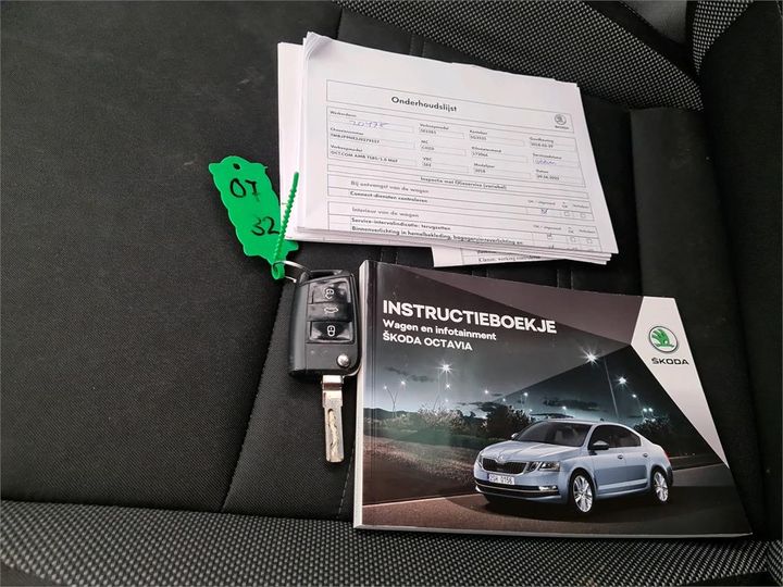 Photo 4 VIN: TMBJP9NE2J0279557 - SKODA OCTAVIA 