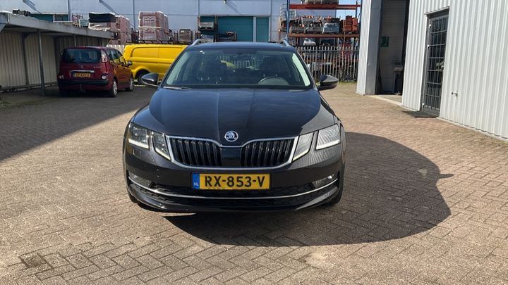 Photo 8 VIN: TMBJP9NE3J0275307 - SKODA OCTAVIA 