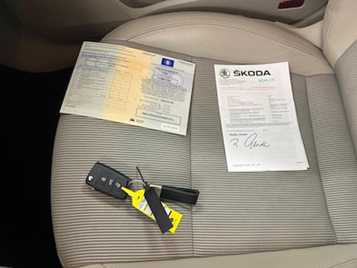 Photo 11 VIN: TMBJP9NE3K0066537 - SKODA OCTAVIA 