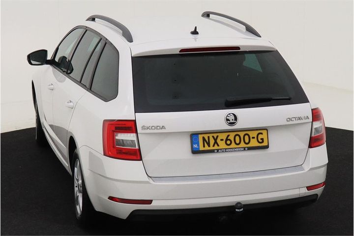 Photo 4 VIN: TMBJP9NE4J0038695 - SKODA OCTAVIA 