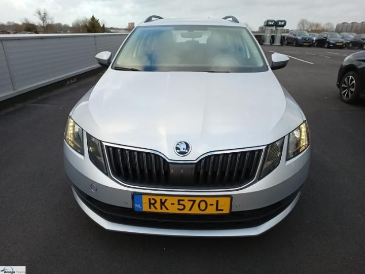 Photo 9 VIN: TMBJP9NE4J0221482 - SKODA OCTAVIA 