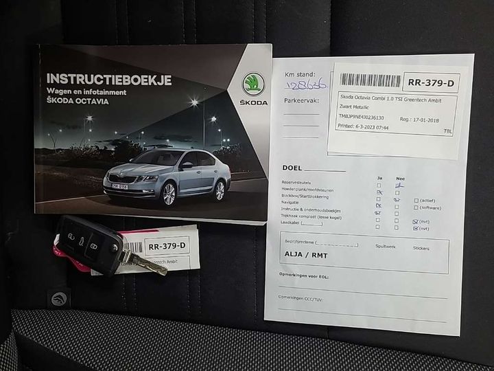 Photo 13 VIN: TMBJP9NE4J0236130 - SKODA OCTAVIA 