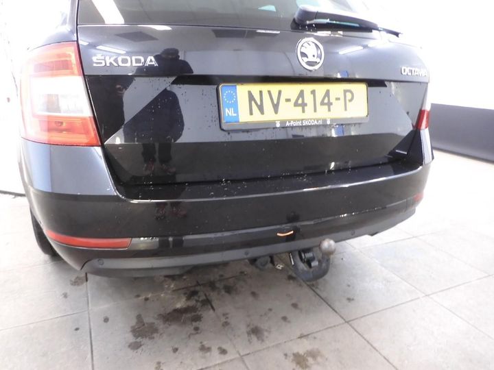 Photo 32 VIN: TMBJP9NE5J0048488 - SKODA OCTAVIA 