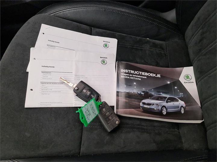 Photo 4 VIN: TMBJP9NE5J0048958 - SKODA OCTAVIA 