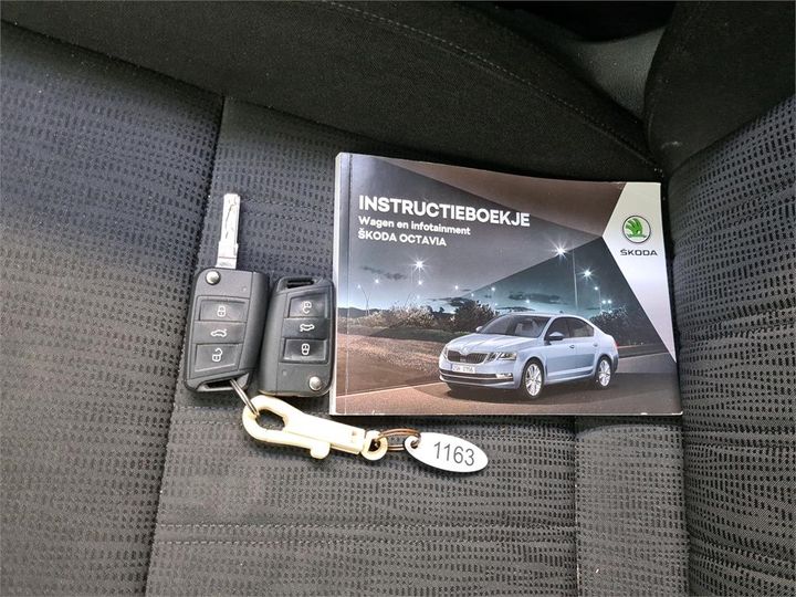 Photo 9 VIN: TMBJP9NE5J0065582 - SKODA OCTAVIA 