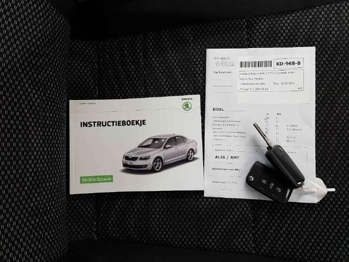 Photo 16 VIN: TMBJP9NE6H0014392 - SKODA OCTAVIA 