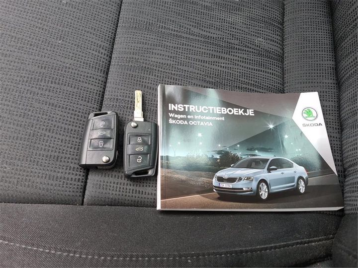 Photo 14 VIN: TMBJP9NE6J0284213 - SKODA OCTAVIA 