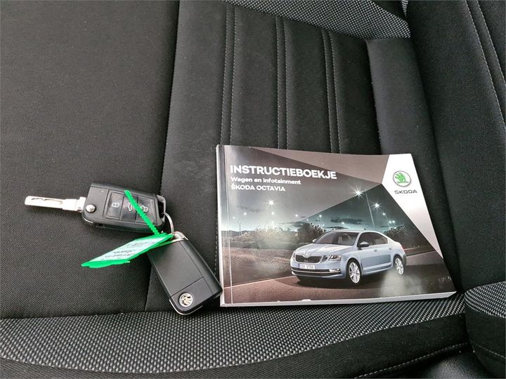 Photo 4 VIN: TMBJP9NE6J0352039 - SKODA OCTAVIA 