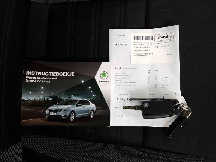 Photo 16 VIN: TMBJP9NE7J0258378 - SKODA OCTAVIA 