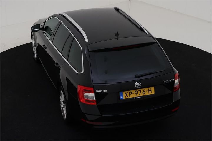 Photo 4 VIN: TMBJP9NE7K0123337 - SKODA OCTAVIA 