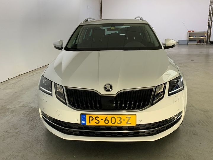 Photo 8 VIN: TMBJP9NE8J0138136 - SKODA OCTAVIA 