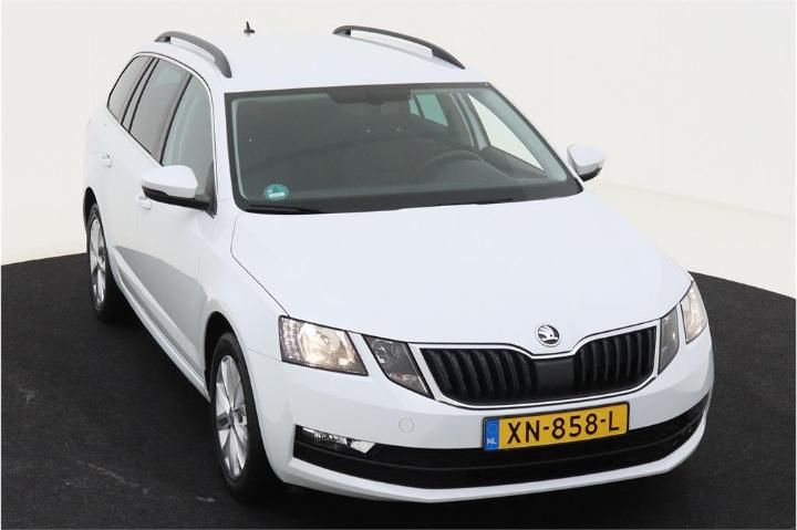 Photo 2 VIN: TMBJP9NE9K0111500 - SKODA OCTAVIA 