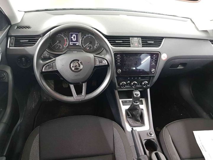 Photo 7 VIN: TMBJP9NEXK0226915 - SKODA OCTAVIA 