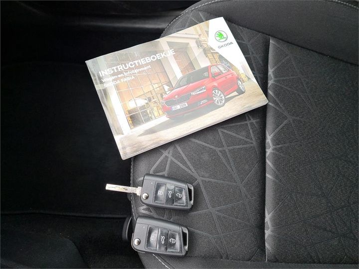 Photo 13 VIN: TMBJR6NJ0KZ027762 - SKODA FABIA COMBI 