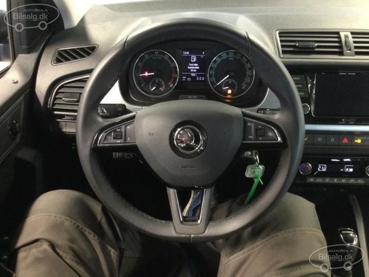 Photo 3 VIN: TMBJR6NJ5KZ136895 - SKODA FABIA 