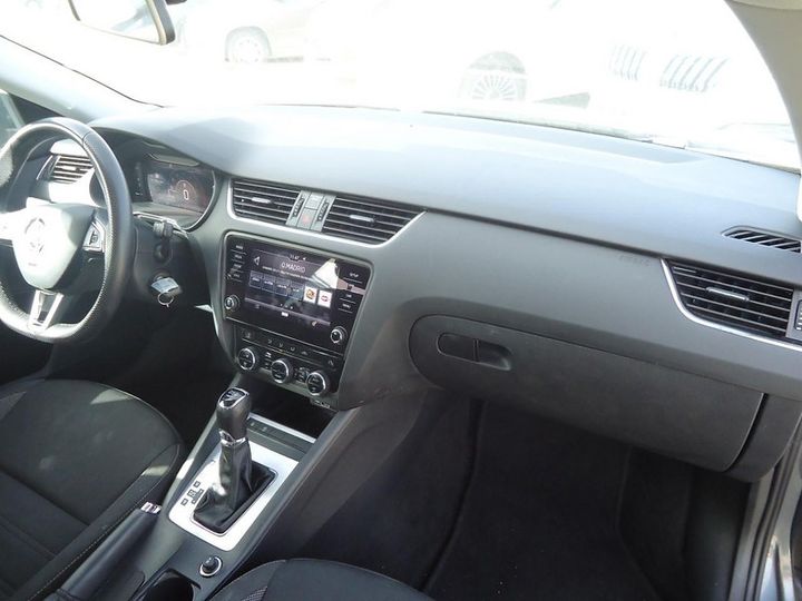 Photo 5 VIN: TMBJR7NE8L0091627 - SKODA OCTAVIA 