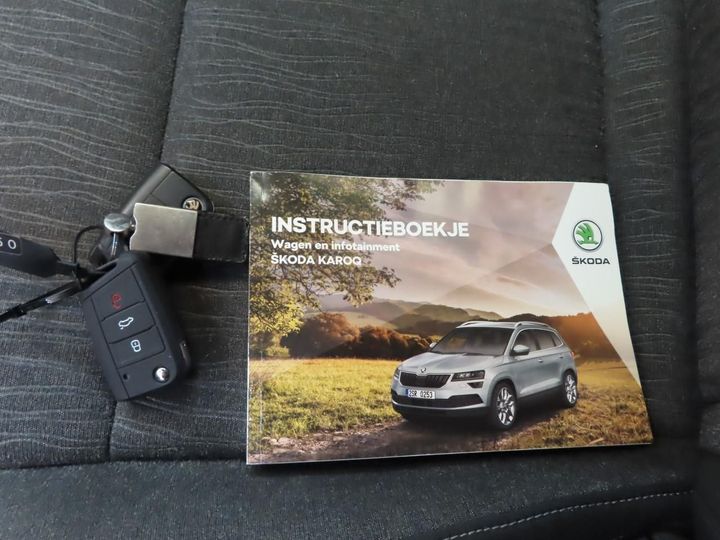 Photo 10 VIN: TMBJR7NU1J2012050 - SKODA KAROQ 