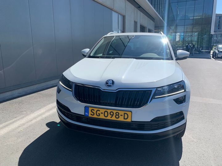 Photo 4 VIN: TMBJR7NU1J2012940 - SKODA KAROQ 