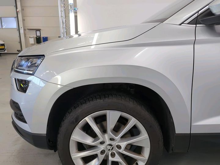 Photo 18 VIN: TMBJR7NU2KJ009049 - SKODA KAROQ 