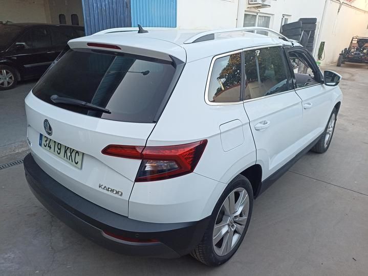 Photo 1 VIN: TMBJR7NU9J2015763 - SKODA KAROQ 