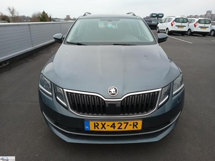 Photo 11 VIN: TMBJR9NE1J0255437 - SKODA OCTAVIA 