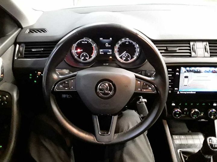 Photo 21 VIN: TMBJR9NE5K0120222 - SKODA OCTAVIA 