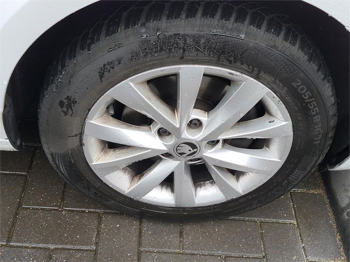 Photo 13 VIN: TMBJR9NE6J0349507 - SKODA OCTAVIA 